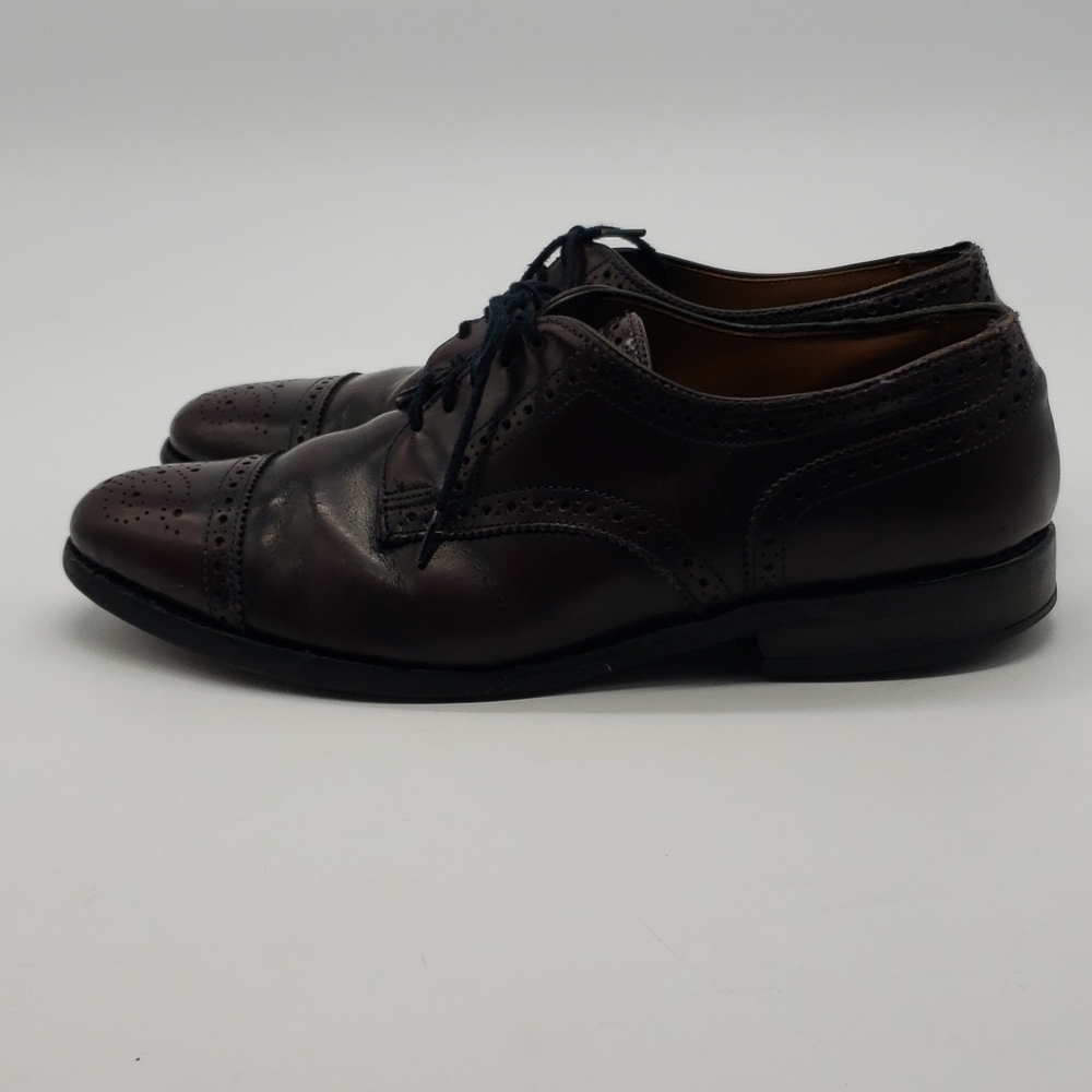 š
ŗallen Edmonds Sanford Men 8D burgundy dress shoes cap toe lace up oxford brogue - Picture 3 of 9